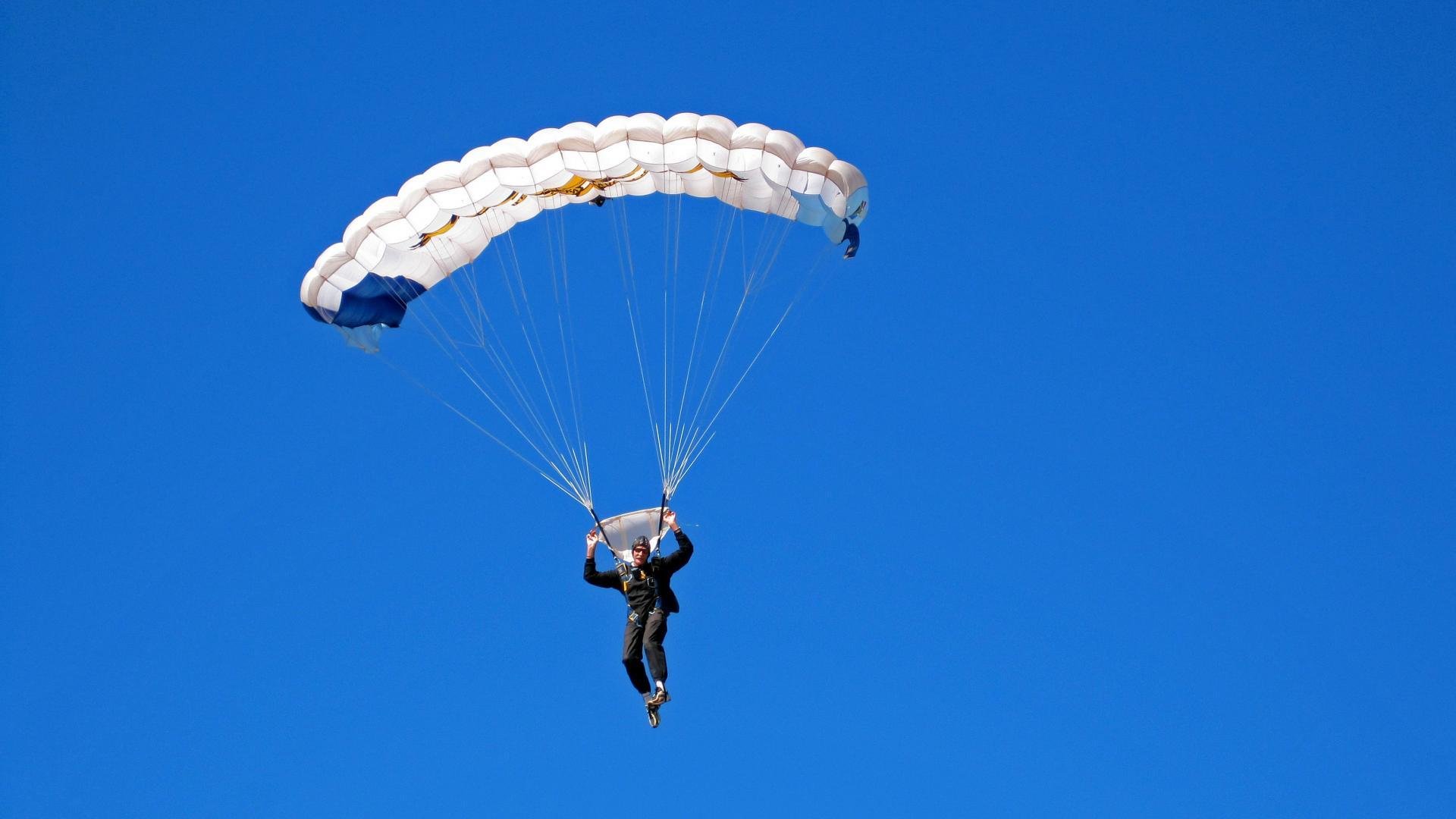 STARRYSKY SPORTS-世界田径:肯尼亚跑者屡破纪录,赛场火爆!,肯尼亚跑步冠军