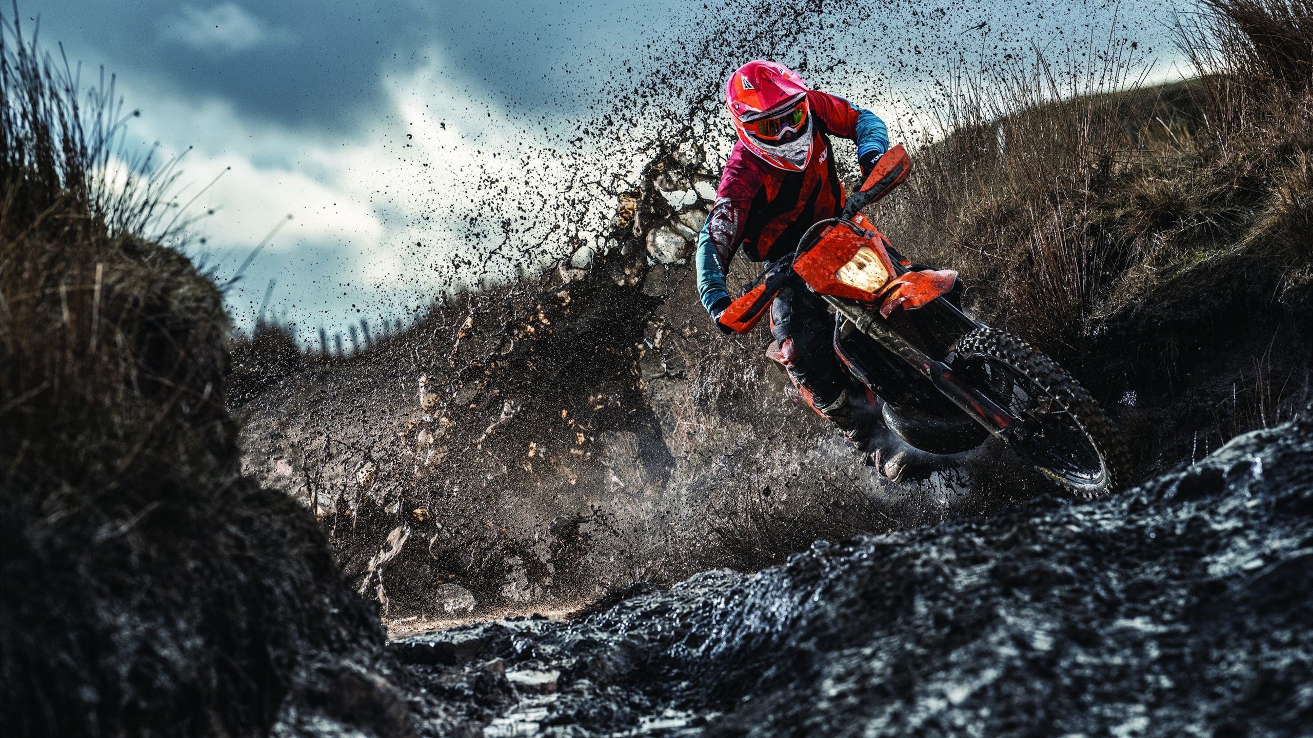 STARRYSKY SPORTS-世界田径：肯尼亚运动员屡破纪录，赛场火爆非凡！，肯尼亚短跑运动员